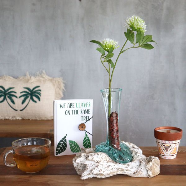 Geschmolzenes Glas auf Weiß Gewaschenem Holz - Vase - Medium