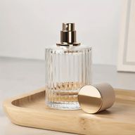 Zartes Rosa  - 50 ml runde gerippte Flasche, Spray und Verschluss