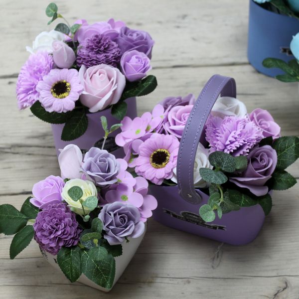 Kleine Seifenblumen Bouquets