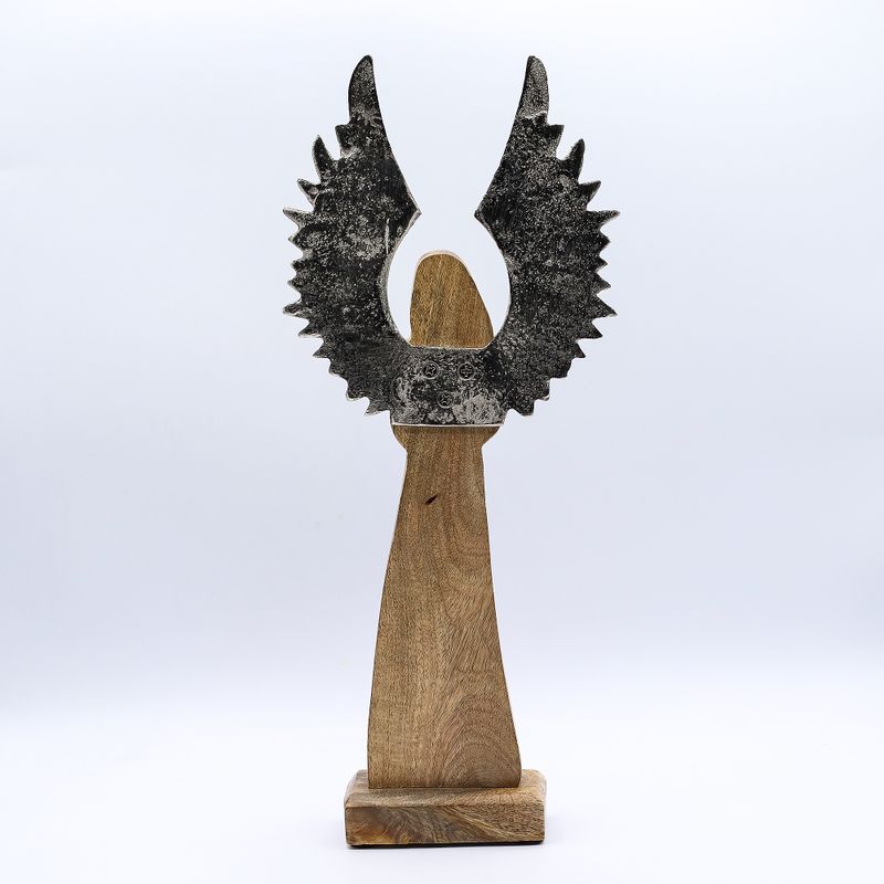 Großer Schutzengel aus Mangoholz, Metallflügel und Emaille-Details – 40 cm