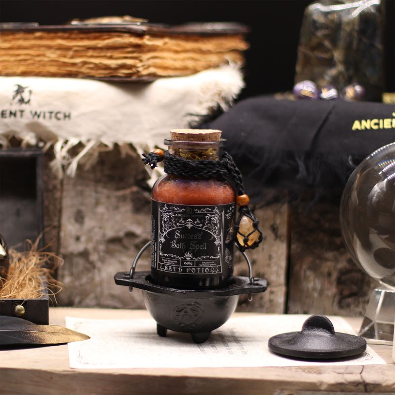 Ancient Witch Badezaubertrank & Citrin-Kristall-Amulett – Erfolg
