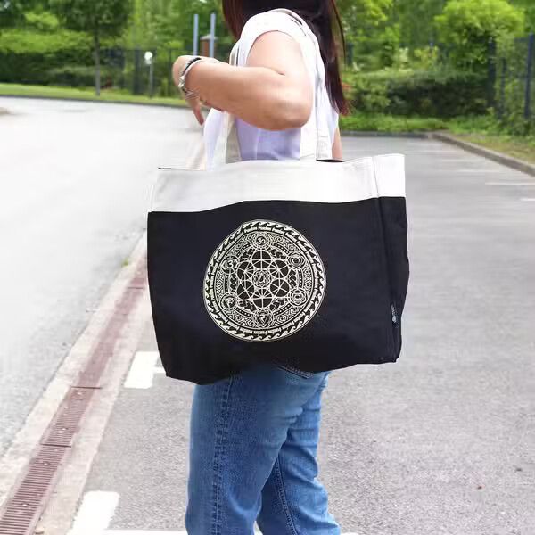 Nomad Sari Übergroße Tragetaschen
