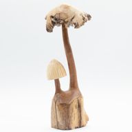 Handgefertigte Parasiten-Holzkunst-Schnitzerei - Set aus zwei Pilzen