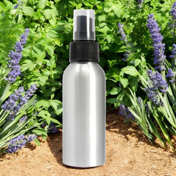 Raumsprays mit ätherischen Ölen- ohne Etikett