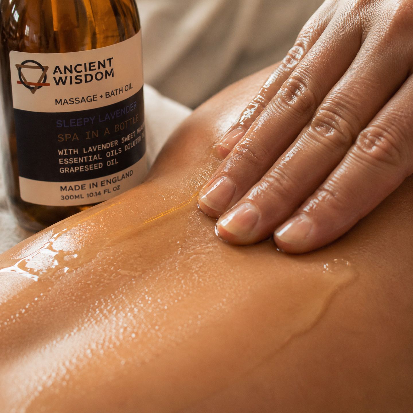Massage- und Badeöle mit Pumpe