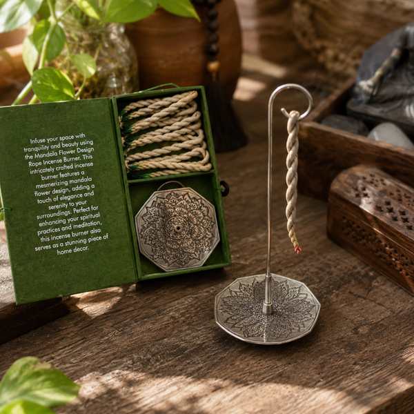 Seil-Räucherstäbchen- und versilberter Halter-Set