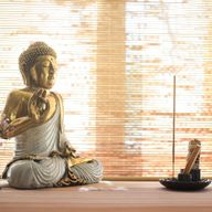Weiß- und Gold-Buddha - Extra groß 30 cm - Namaste (Willkommen)
