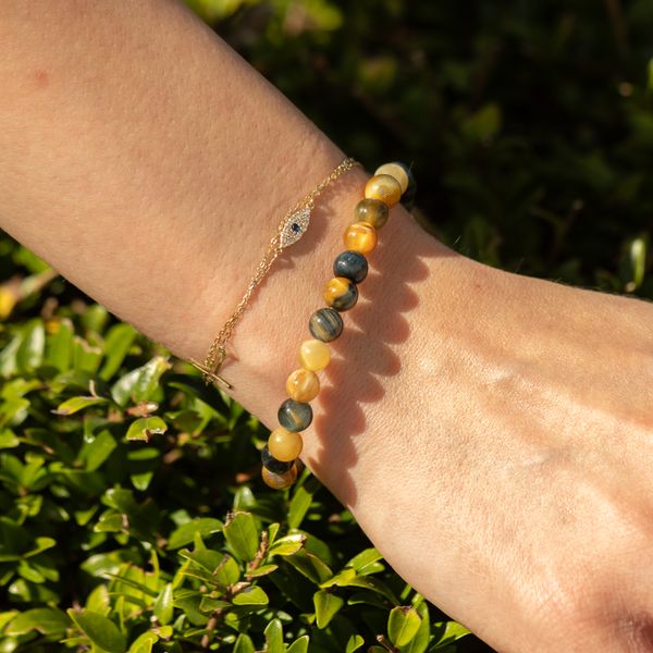 Zierliche Edelstein-Power-Armbänder – 6-mm-Perlen