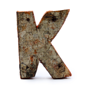 12x Rustikales Rinden-Buchstabe  - K  - 7cm
