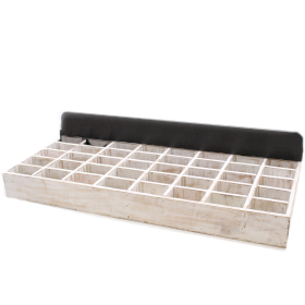 Box mit 40 Fächern
