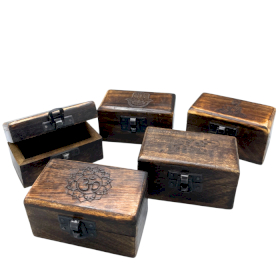 10x Kleine Box aus Holz, 9 x 5 x 4 cm, mit geschnitzten Motiven - verschiedene