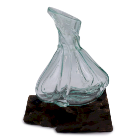 Fancy Mini-Karaffe aus geschmolzenem Glas auf Holz