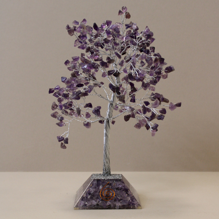 Edelsteinbaum mit Orgonitbasis